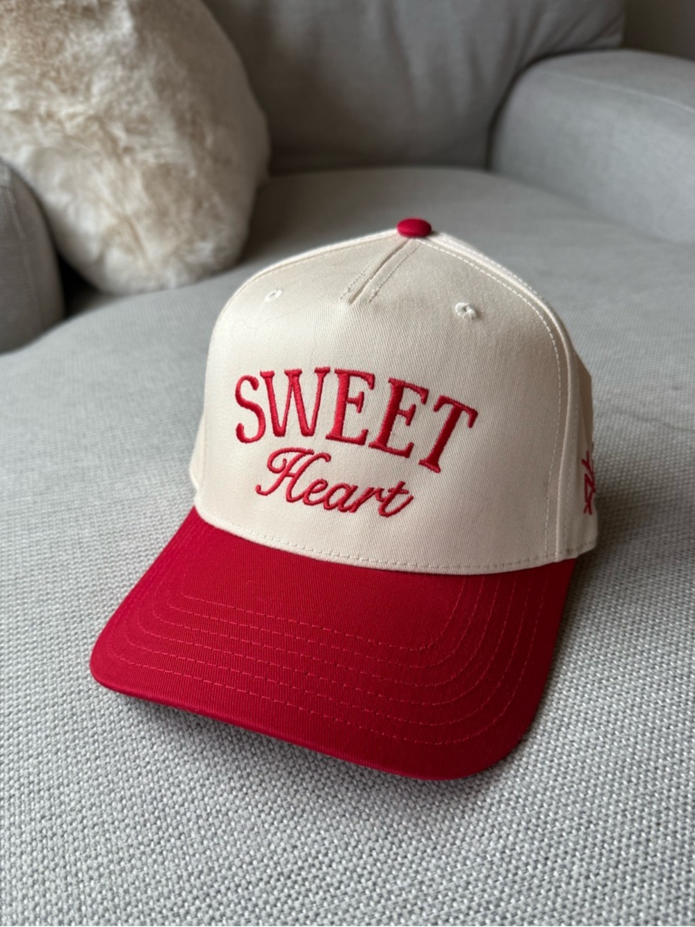 OTTO Two-Tone 'SWEET Heart' Baseball Cap in Cream and Red